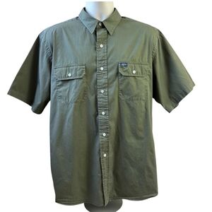 Polo Ralph Lauren Men's Green Short Sleeve Barn Button Down Shirt Size XL.